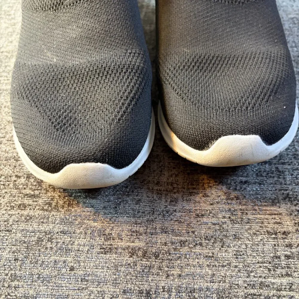 Skechers Ultra Flex Slip On Sneakers Size 7 Womens